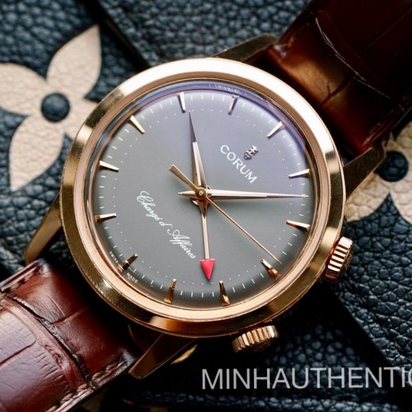 Corum Heritage Chargé d’Affaires Alarm 18kRG Limited Edition 286.253.55/0001BN68