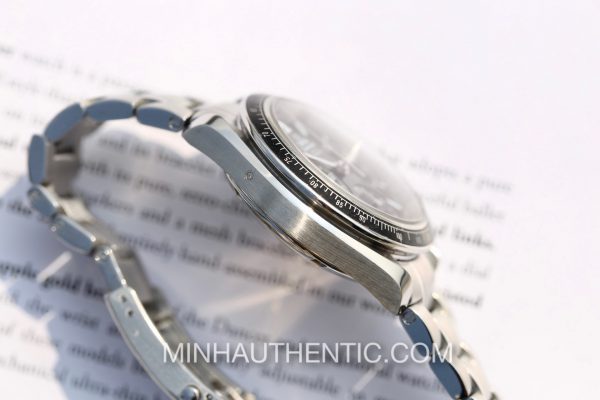 Omega Speedmaster Racing Co-Axial Chronometer 326.30.40.50.01.001