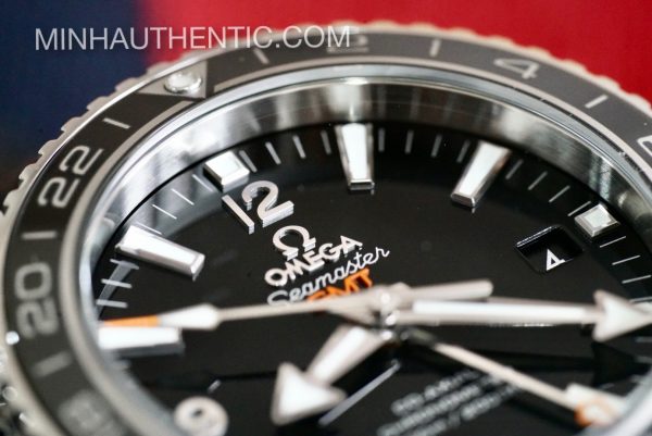 Omega Seamaster Planet Ocean GMT 232.32.44.22.01.001