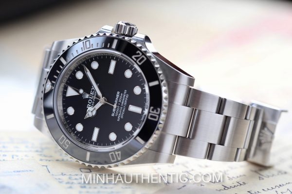Rolex Submariner 124060