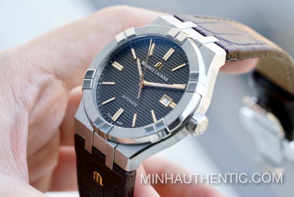 Maurice Lacroix Aikon Automatic Grey AI6008-SS001-331-1