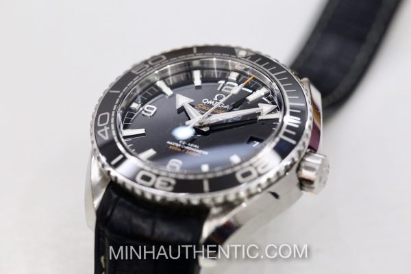 Omega Planet Ocean 43.5mm 215.33.44.21.01.001