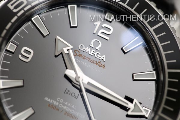 Omega Planet Ocean 43.5mm 215.33.44.21.01.001