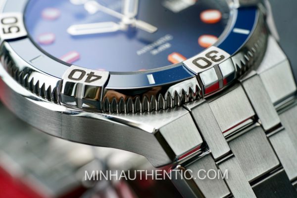 Maurice Lacroix Aikon Venturer Limited Edition AI6058-SS002-431-1