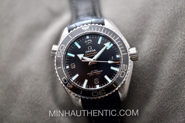 Omega Planet Ocean 43.5mm 215.33.44.21.01.001