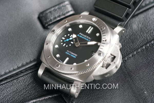 Panerai Submersible 42mm PAM00973