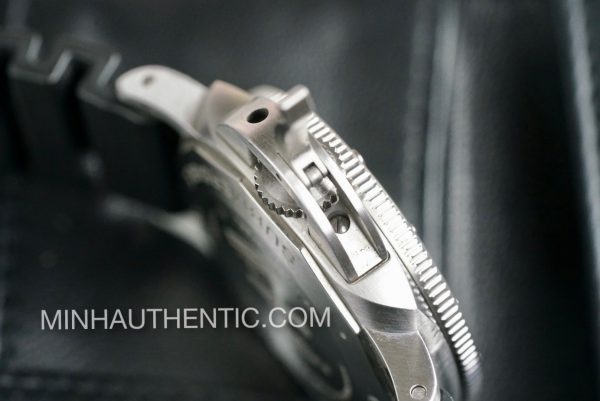 Panerai Submersible 42mm PAM00973