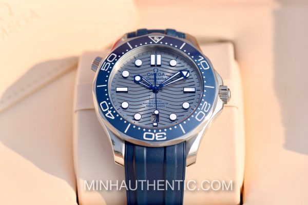 Omega Seamaster Diver 300m Co-Axial Master Chronometer 210.32.42.20.06.001