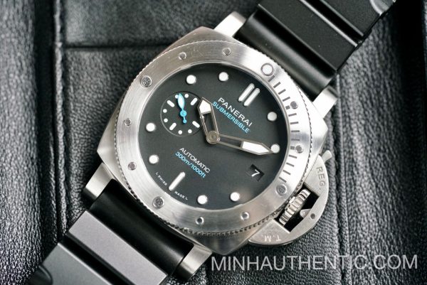 Panerai Submersible 42mm PAM00973