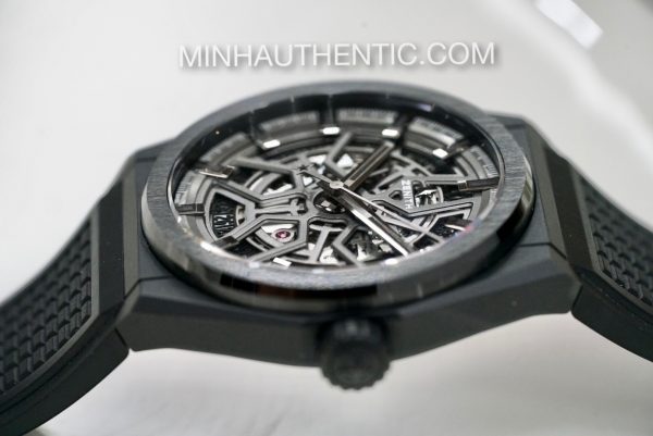 Zenith Defy Classic Skeleton Black Ceramic 49.9000.670/77.R782