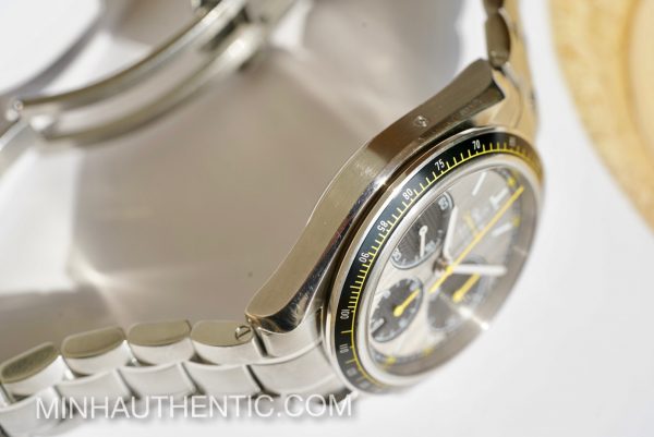 Omega Speedmaster Racing 326.30.40.50.06.001