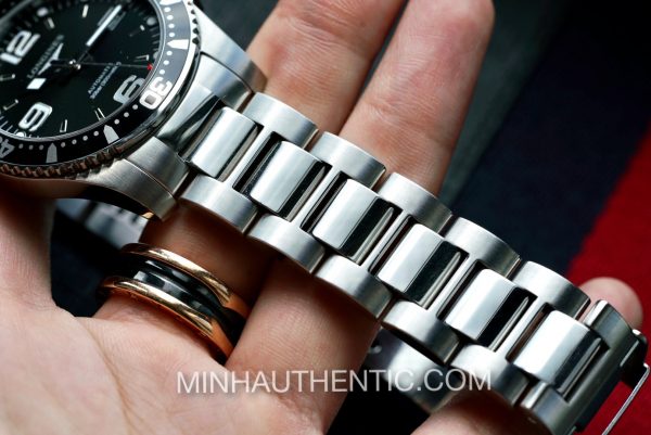 Longines Hydroconquest Automatic Black L3.642.4.56.6