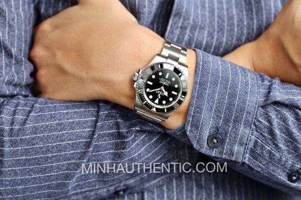 Rolex Submariner 124060