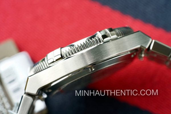 Maurice Lacroix Aikon Venturer Limited Edition AI6058-SS002-431-1