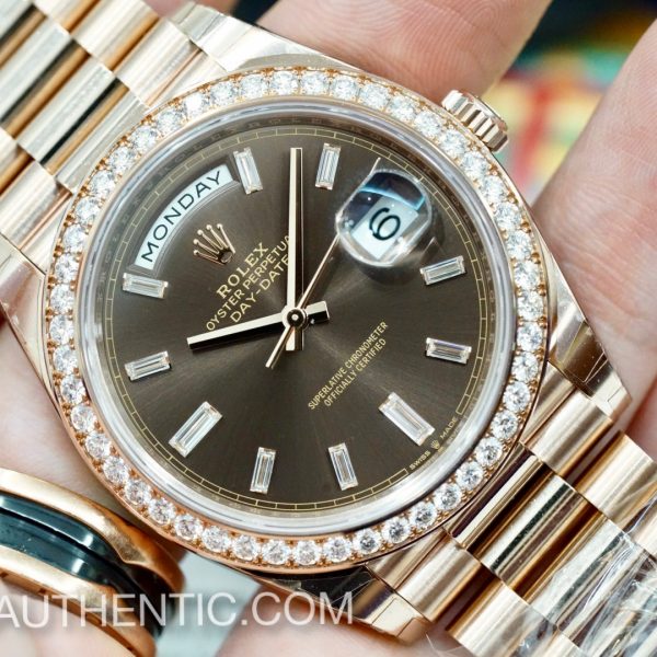 ROLEX DAY-DATE 40 18K ROSE GOLD DIAMOND BEZEL 228345RBR