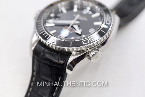 Omega Planet Ocean 43.5mm 215.33.44.21.01.001