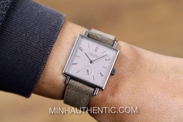 Nomos Tetra 29 Biskuit ref. 484