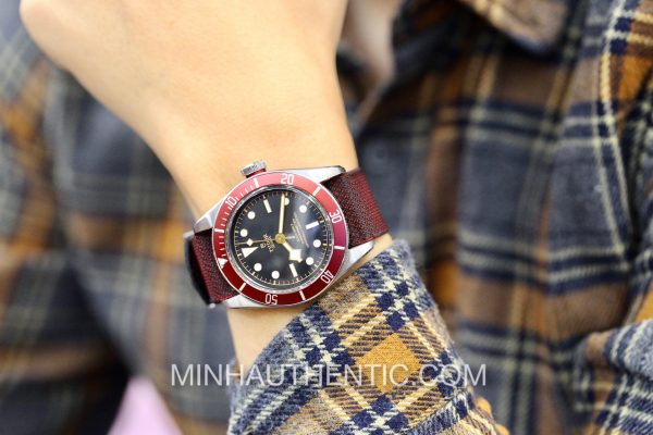 Tudor Heritage Black Bay Red M79230R-0009