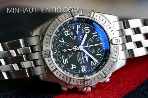 Breitling Chronomat Blackbird A13353