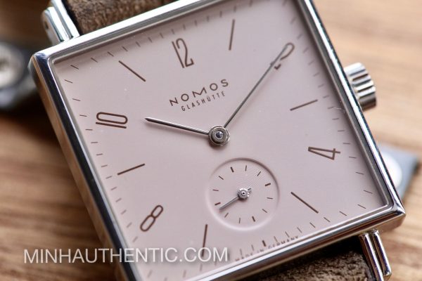 Nomos Tetra 29 Biskuit ref. 484