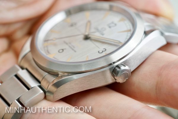 Omega Railmaster Co-Axial Master Chronometer 220.10.40.20.06.001 - Ảnh 8