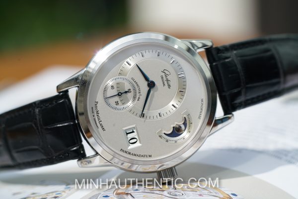 Glashutte Original PanoMaticLunar 90-02-02-02-04