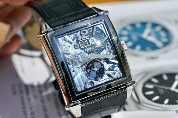 Girard Perregaux Vintage 1945 XXL Large Date Moonphase Blue Sapphire 25882-11-421-BB4A