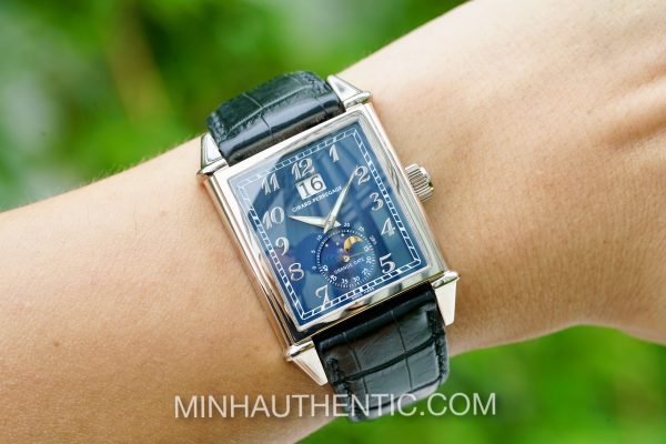 Girard Perregaux Vintage 1945 White Gold Grande Date Moonphase Blue 2580