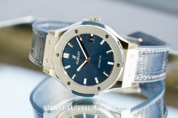 Hublot Classic Fusion Automatic 38mm Titanium Blue 565.NX.7170.RX