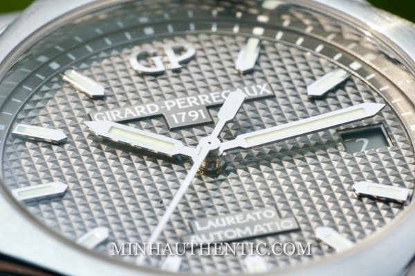 Girard Perregaux Laureato 38mm Grey 81005-11-231-BB6A - Ảnh 22