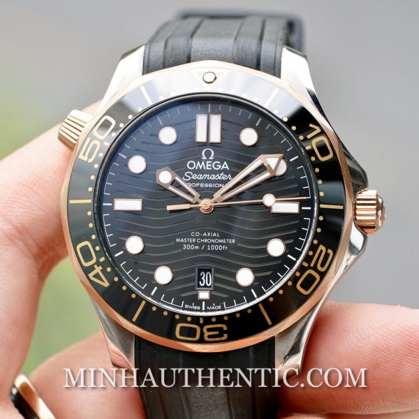 Omega Seamaster Diver 300m Black Sedna Gold Master Co-Axial 210.22.42.20.01.002