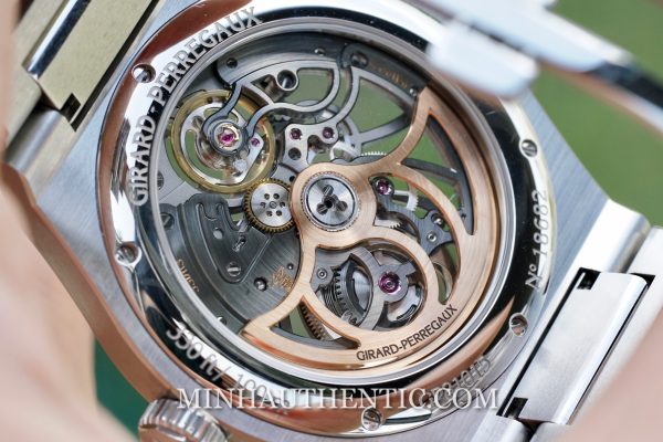 Girard Perregaux Laureato Skeleton 81015-11-001-11A - Ảnh 4